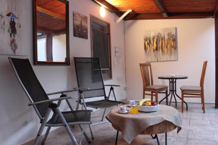 maison Nicolai_ centro città, area molto fornita!! Bari Extérieur photo